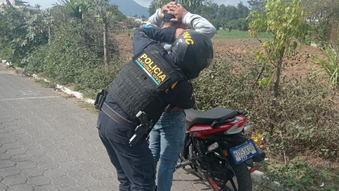 PNC mantiene operativos de identificación y seguridad en Chimaltenango