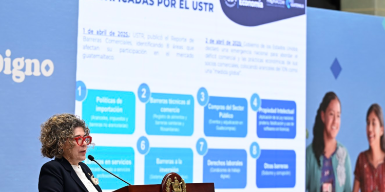 Mineco trabaja en las barreras no arancelarias identificadas por USTR./Foto: Daniel Ordóñez.