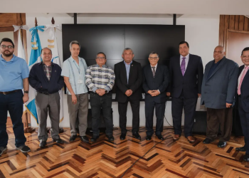 SIT se reune con PUC de Belice para intercambiar experiencias y conocimiento técnico./Foto: CIV.