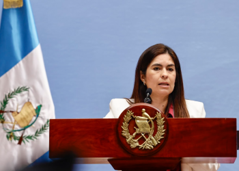 La viceministra de antinarcóticos Claudia Palencia compartió detalles sobre las estrategias implementadas desde el Mingob. / Foto: Daniel Ordoñez