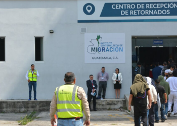 Migración brinda atención integral a personas guatemaltecas migrantes retornadas