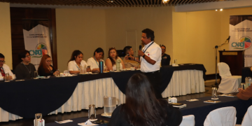 Conadi imparte capacitaciones sobre personas con discapacidad a comunicadores del CIV./Foto: CIV.