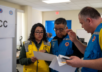 Conred reitera que procesos administrativos en plazas vacantes son totalmente gratis. (Foto: Conred)