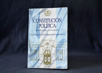 Constitución Política de la República de Guatemala. / Foto: Daniel Ordoñez