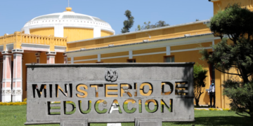 Mineduc mantiene diálogo con el STEG ante la negociación del Pacto Colectivo. (Foto: archivo)