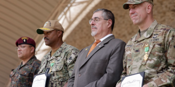 En el marco de esta clausura, se otorgaron reconocimientos a funcionarios nacionales y extranjeros. / Foto: Dickens Zamora