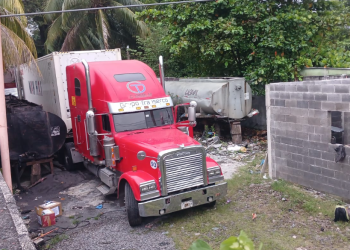 Presuntos roba furgones fueron detenidos en flagrancia en Escuintla agosto 28, 2024. / Foto: Mingob