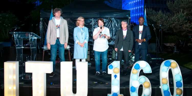 La Superintendencia de Telecomunicaciones participó en el Día mundial de las Telecomunicaciones y la Sociedad de la Información. (Foto: SIT)