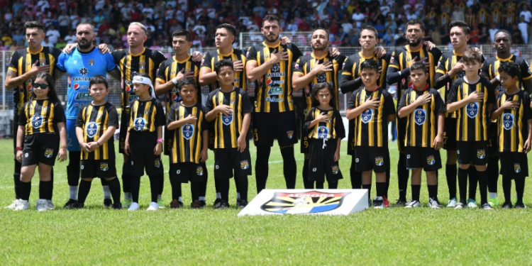 Cuántos títulos de Liga Nacional tiene Aurora FC