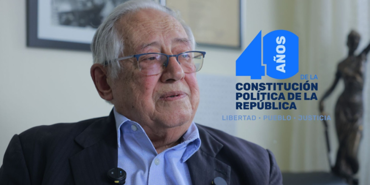 José Gabriel Larios Ochaita formó parte de los creadores de la Constitución de la República de Guatemala. (Foto: DCA)