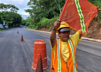 CIV ejecuta trabajos en el sector la Conora./Foto: CIV.