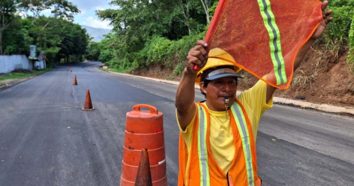 CIV ejecuta trabajos en el sector la Conora./Foto: CIV.