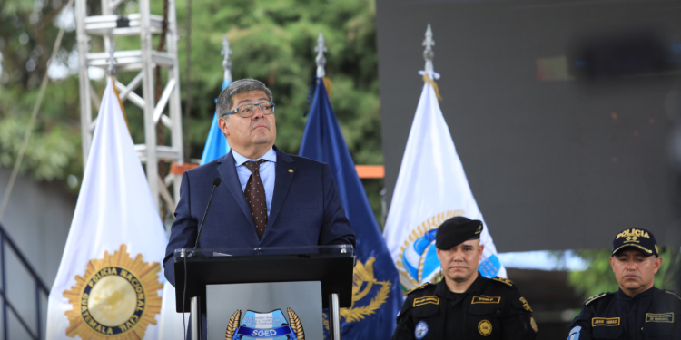 El Ministro de Gobernación, Francisco Jiménez, en conferencia de prensa. / Foto: Mingob