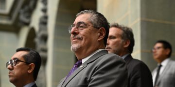 Presidente Arévalo ratifica rechazo a planes de gravar remesas en Estados Unidos