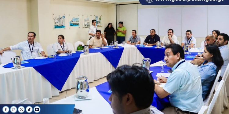 Fortalecen participación juvenil con instalación de la Primera Junta Local del Servicio Cívico en Petén