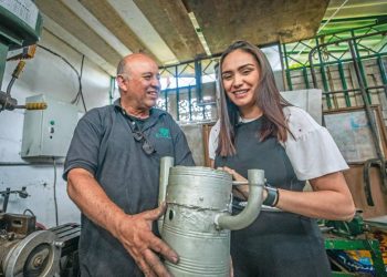 Mariana Pérez, ingeniera colombiana, inventora de máquina para limpiar el aire. / Foto: ecolair.
