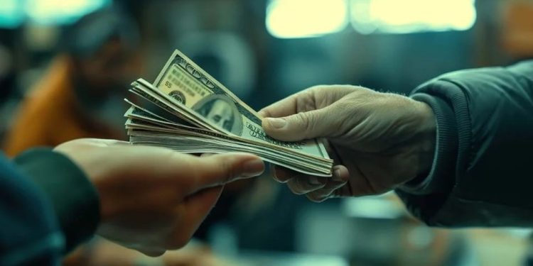 El impuesto a las remesas afectará a unos 40 millones de migrantes en Estados Unidos.