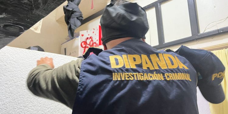 Las autoridades afirman que estas requisas son fundamentales para retomar el control en los centros carcelarios. / Foto: PNC.