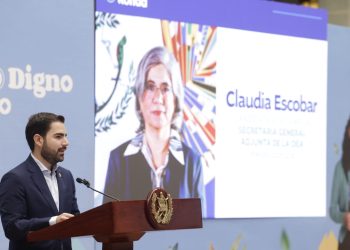 La embajadora Claudia Escobar es candidata a la Secretaría Adjunta de la OEA.