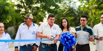Inauguran proyecto de mejoramiento de carretera en Barrio La Calzada en Santa Ana, Petén