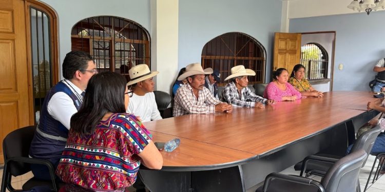 Seguimiento a mesas de diálogo por falta de energía eléctrica en Santa Isabel, Chimaltenango