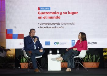 Presidente Arévalo cierra Festival Centroamérica Cuenta con diálogo sobre la situación de Guatemala