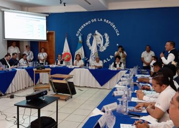 Dan seguimiento a los avances en materia de seguridad alimentaria en Zacapa.