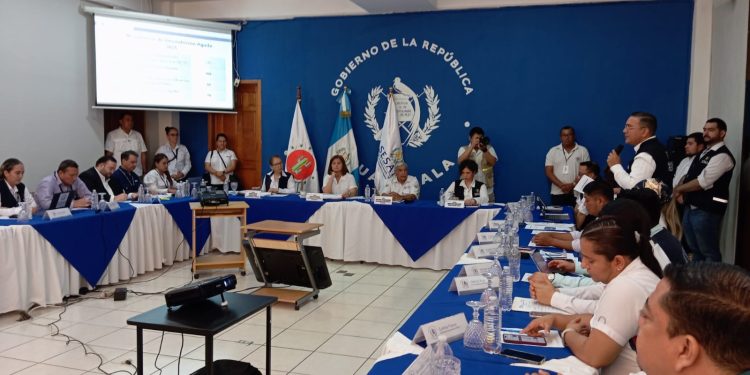 Dan seguimiento a los avances en materia de seguridad alimentaria en Zacapa.