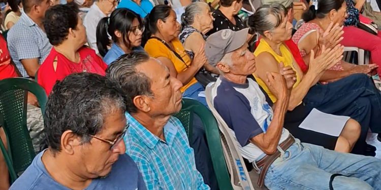 Entregan alimentos a familias en situación de vulnerabilidad en Jerez, Jutiapa