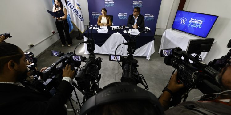 Conferencia de prensa autoridades de Segeplan.