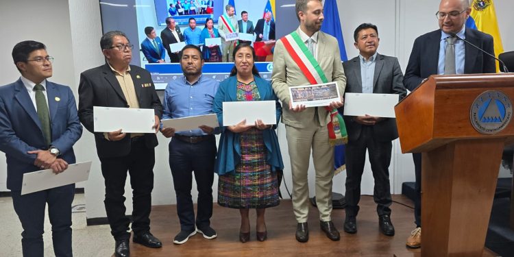 Totonicapán presente en el Primer Encuentro Internacional sobre Transformación Urbana, Colaborativa y Sostenible