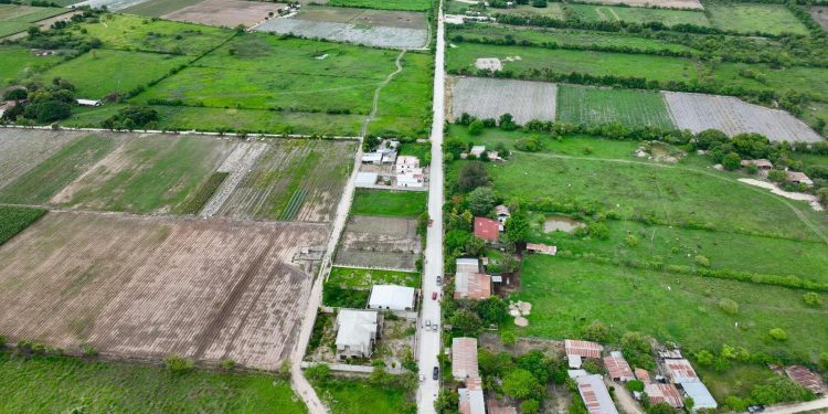 Entregan primera fase de mejoramiento vial Las Palmas, Monjas, Jalapa