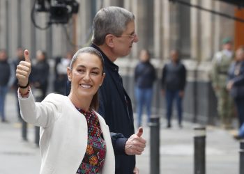 Claudia Sheinbaum ejerció su voto en los comicios por cargos judiciales. / Foto: EFE.