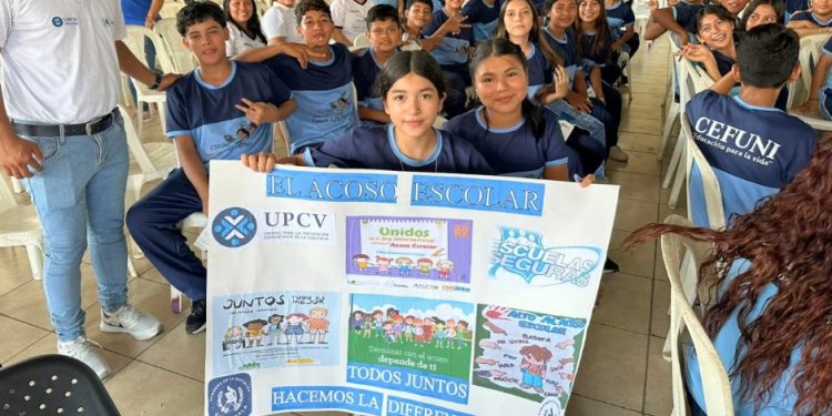 Más de 500 estudiantes de Champerico capacitados en prevención de la violencia