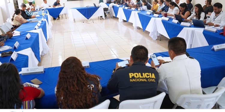 Codede de Baja Verapaz da seguimiento al avance de proyectos de desarrollo