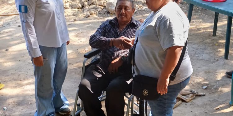 Entrega de sillas de ruedas fortalece inclusión y bienestar en Jutiapa