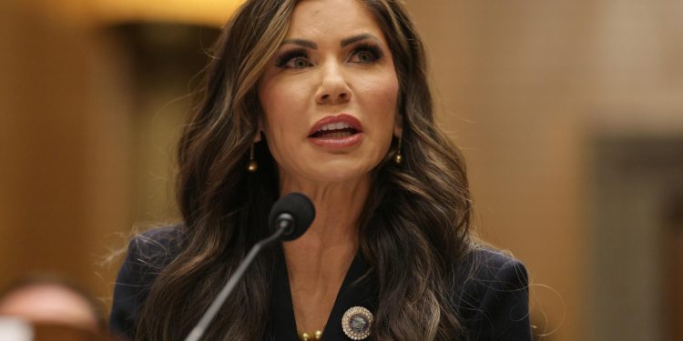 Kristi Noem, secretaria de Seguridad Nacional de Estados Unidos. / Foto: EFE.