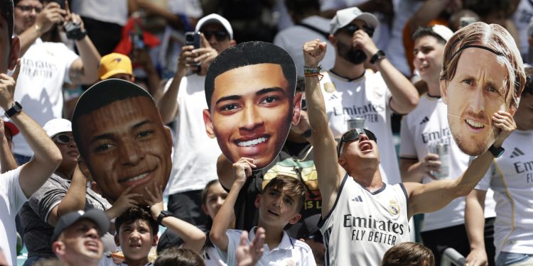 En imágenes | Desilusionante debut del Real Madrid de Xabi Alonso en el Mundial de Clubes