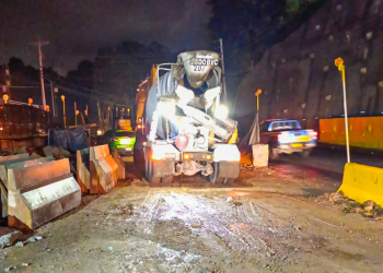 Avanza la construcción del segundo puente del kilómetro 11.5 de carretera a El Salvador. / Foto: Covial.