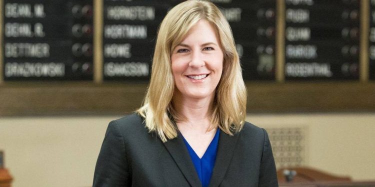 La congresista demócrata demócrata Melissa Hortman (Minesota) murió baleada este sábado por aparente motivo político.