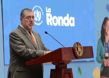 Presidente Arévalo rechaza actuar de autoridades de la Usac./Foto: Alex Jacinto.