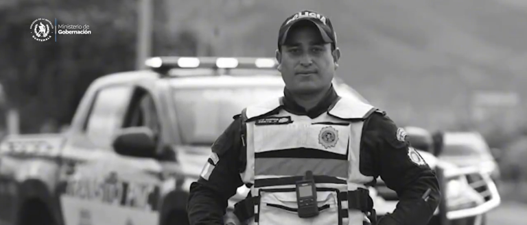 Oficial David Marroquín Valdez, quien murió en cumplimiento del deber en un operativo contra carreras clandestinas. / Foto: Mingob.