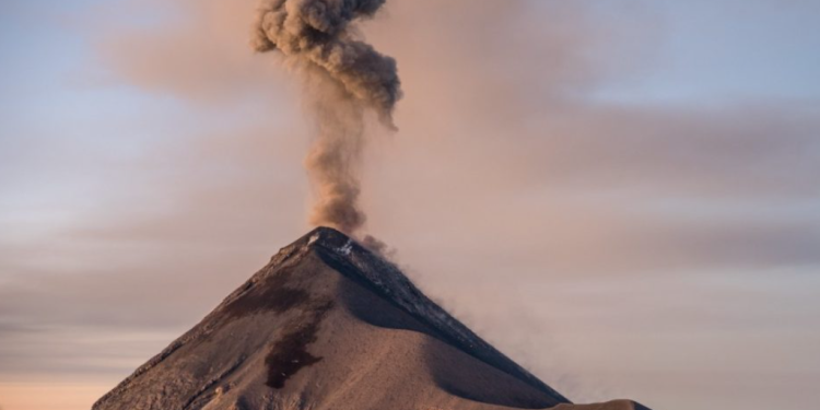 Emergencia del volcán de Fuego cumple 7 años este 2025./Foto: AGN.