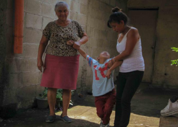 Subsidios Familiares: Más de 8 mil menores con nuevas oportunidades gracias al apoyo de la SBS