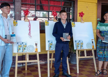 Jóvenes del Centro de Formación Quédate Malacatancito destacan en concurso municipal sobre migración