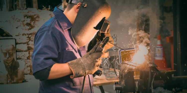 El programa Escuelas Taller de Mintrab tiene presencia en seis departamentos./Foto: Mintrab.