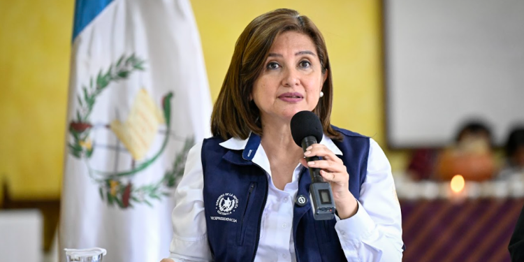 Presidenta en funciones se pronuncia por la situación en La Mesilla, Huehuetenango. / Foto: Byron de la Cruz.