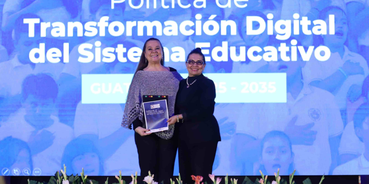 Ministerio de Educación presentó la Política de Transformación Digital. (Foto: Mineduc)