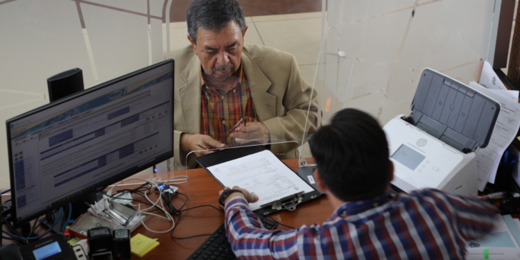 IGSS beneficia a contribuyentes voluntarios con pago en línea. (Foto: IGSS)