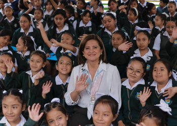 Presidenta en funciones hace el llamado a luchar contra el trabajo infantil. (Foto: Alex Jacinto)